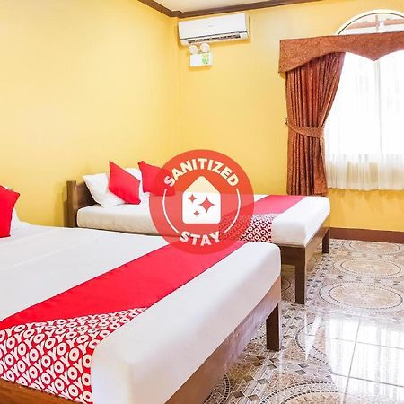 Oyo 422 Villa Emilia Pension House Panglao Island Exterior photo