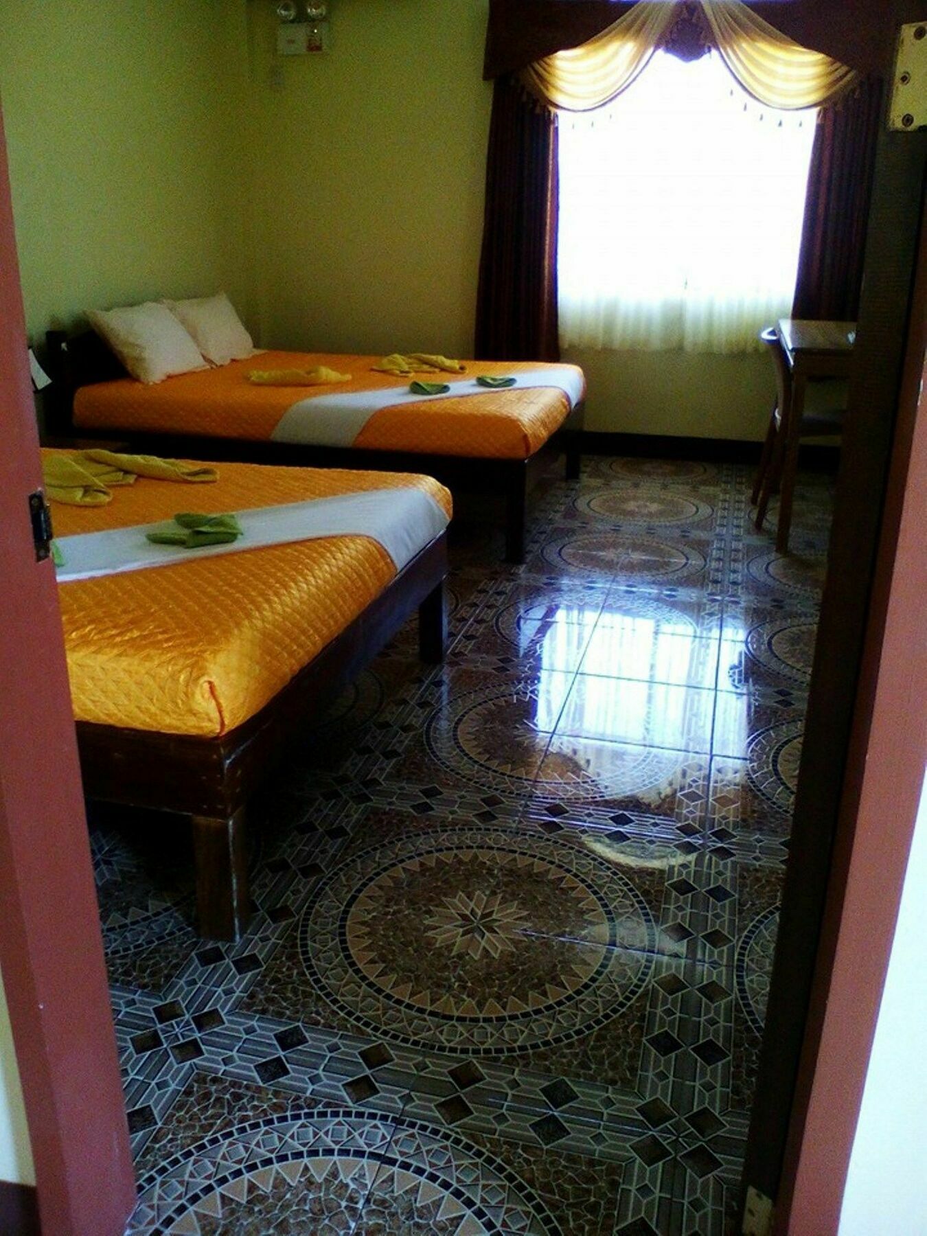 Oyo 422 Villa Emilia Pension House Panglao Island Exterior photo