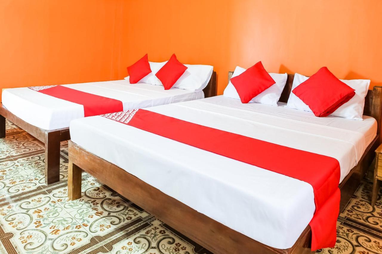 Oyo 422 Villa Emilia Pension House Panglao Island Exterior photo